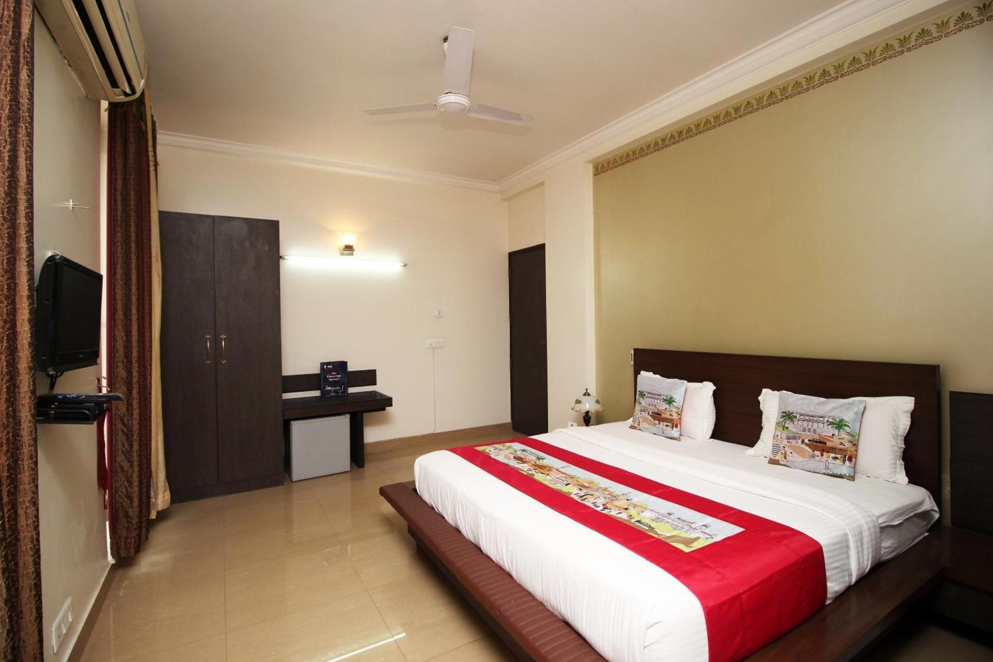 Super Collection O Sakshi Hotel Gurgaon Exterior photo