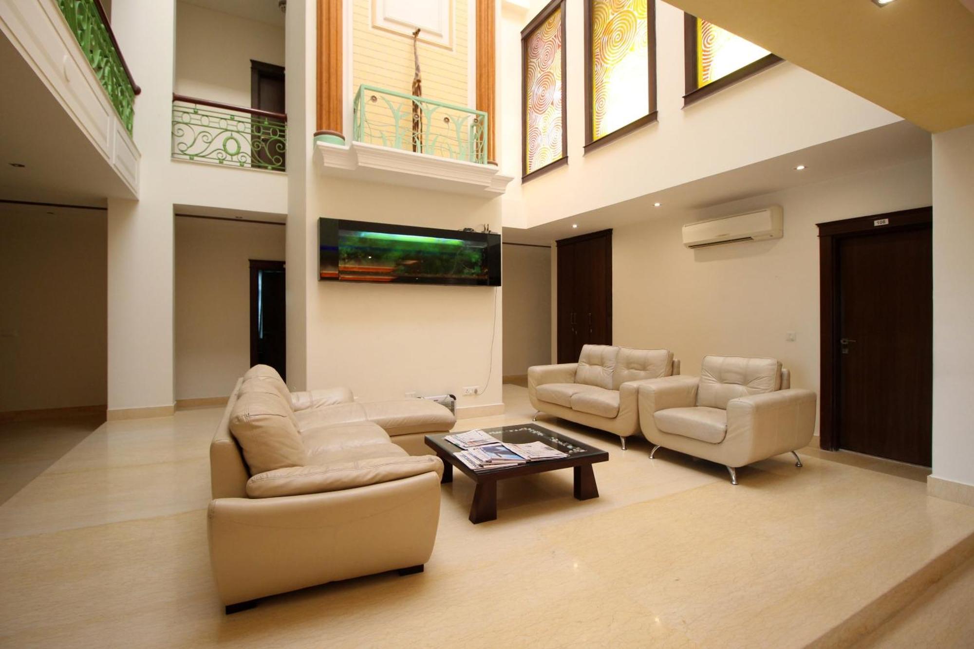 Super Collection O Sakshi Hotel Gurgaon Exterior photo